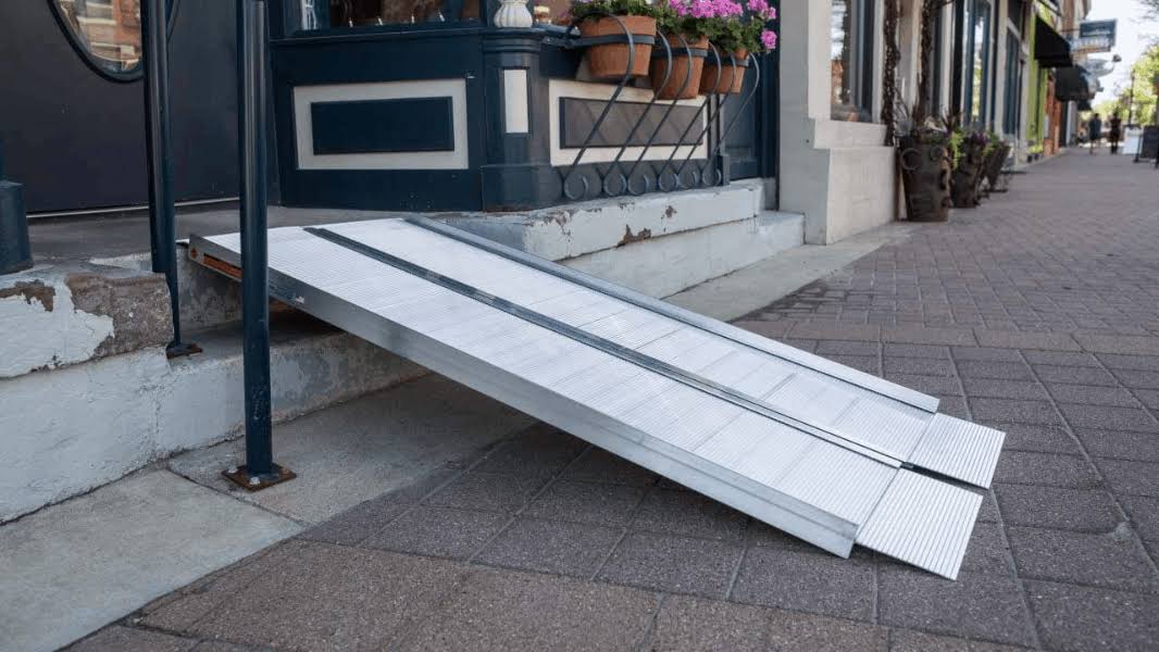 Suitcase Ramp W605