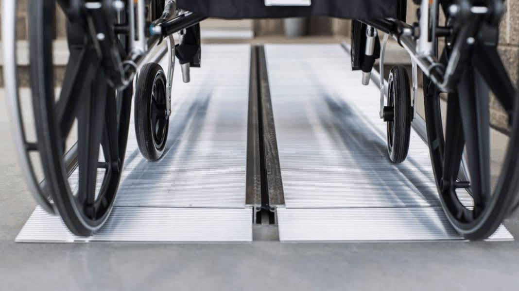 Suitcase Ramp W605